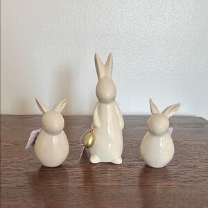 NWT- Set of 3- Ceramic Mama Bunny & 2 Wooden Baby Bunnies
